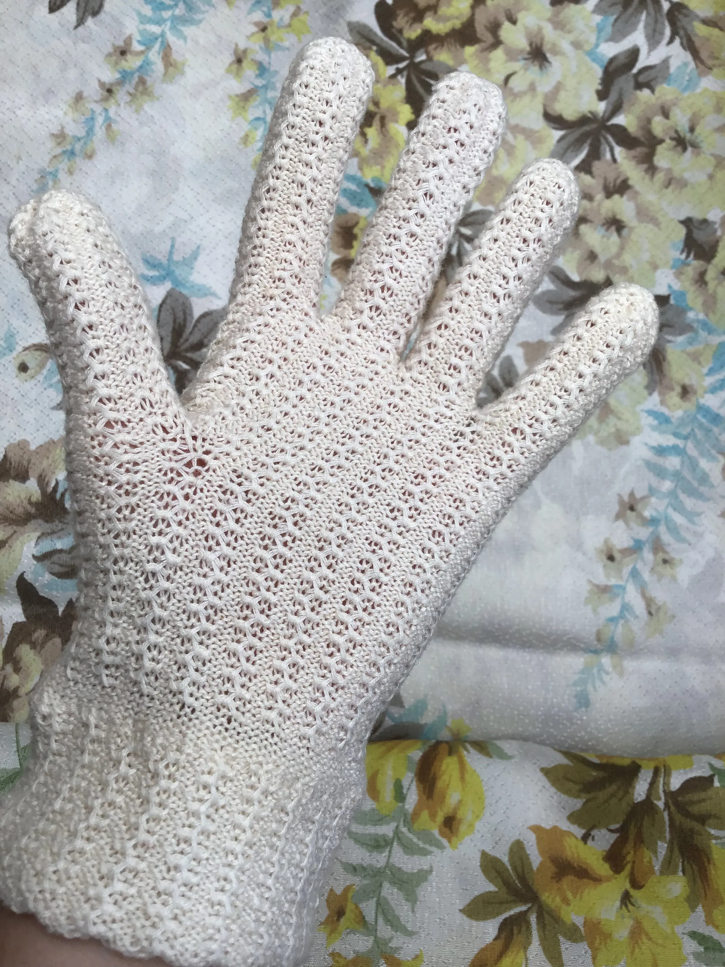 1940s Vintage French Crochet Knit Day Gloves • Bridal Gloves