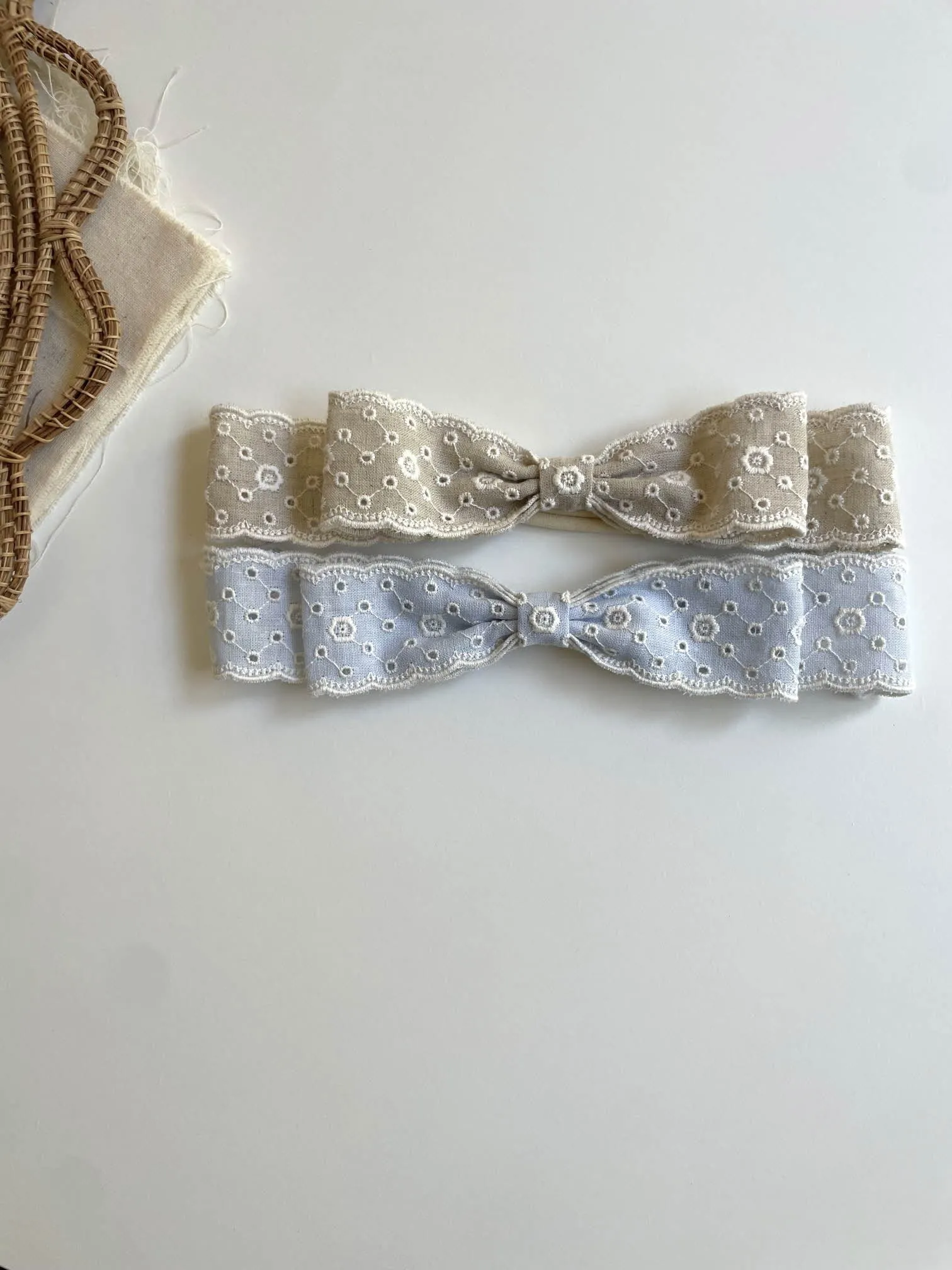 Eyelet Lace Headband _2Colours