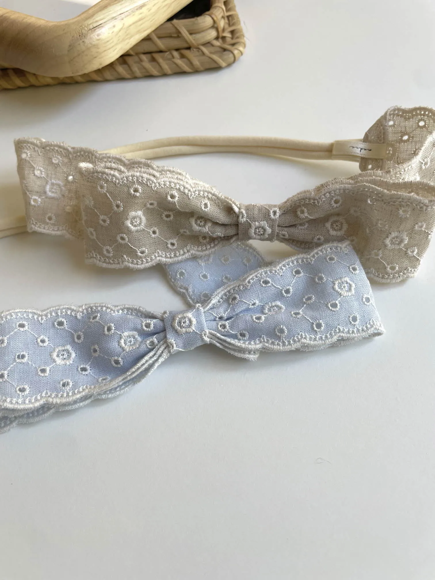 Eyelet Lace Headband _2Colours