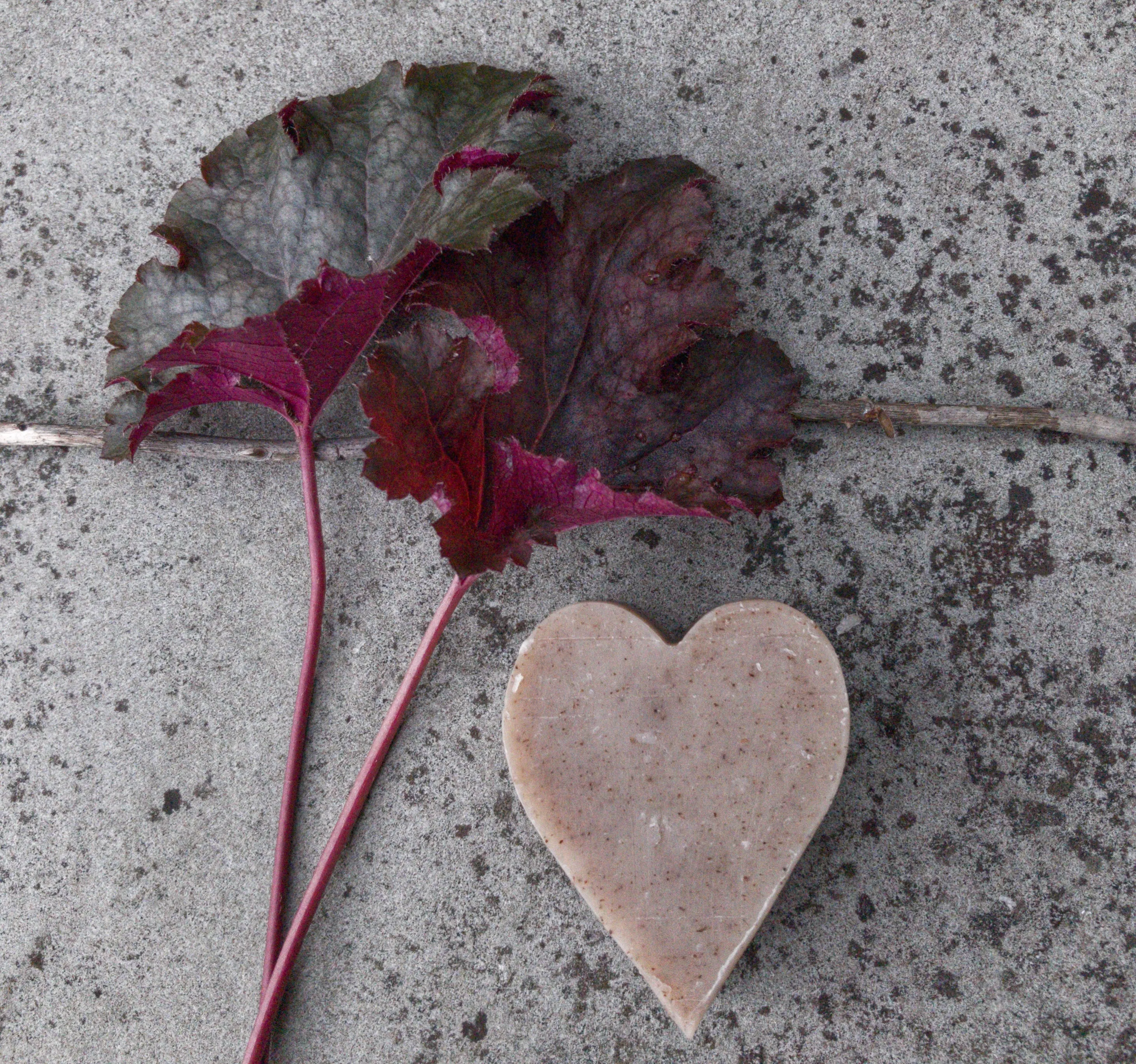 Heyland & Whittle Heart soap