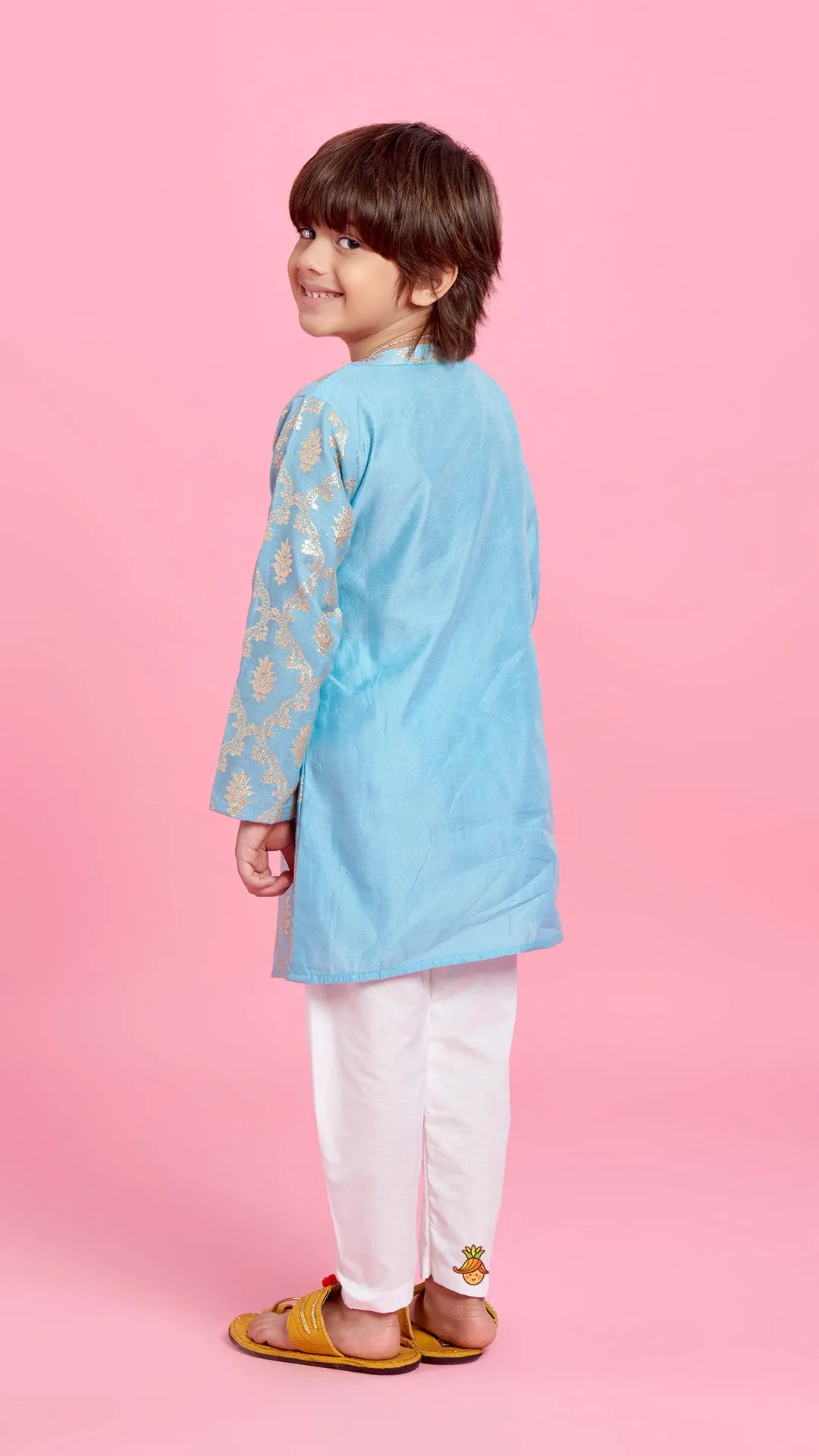 Pre Order: Zari Brocade Embroidered Stylish Kurta And Pyjama