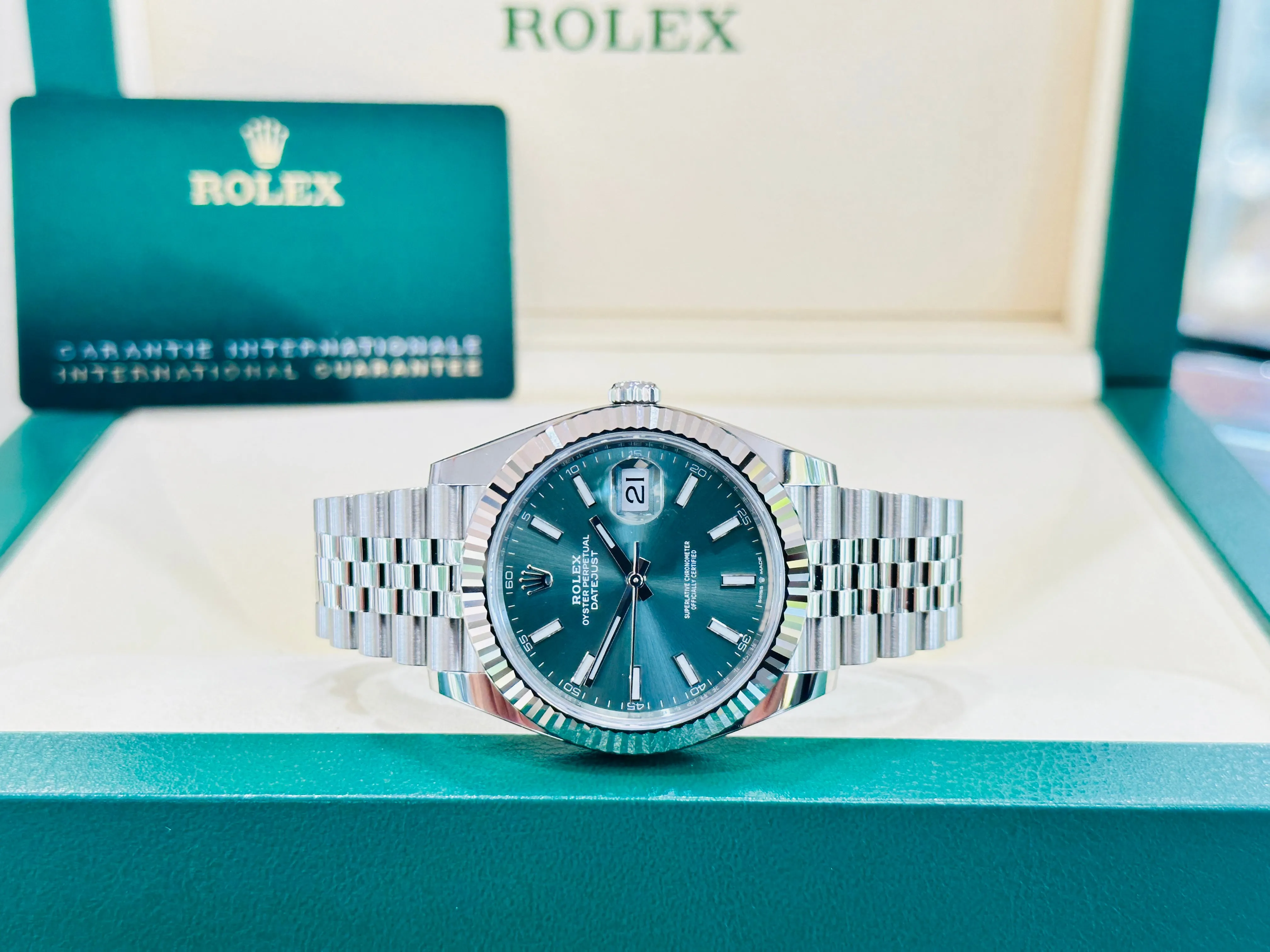 Rolex Datejust 41mm 126334 MINT Green Dial Jubilee 18k White Gold Bezel UNWORN Box/Papers