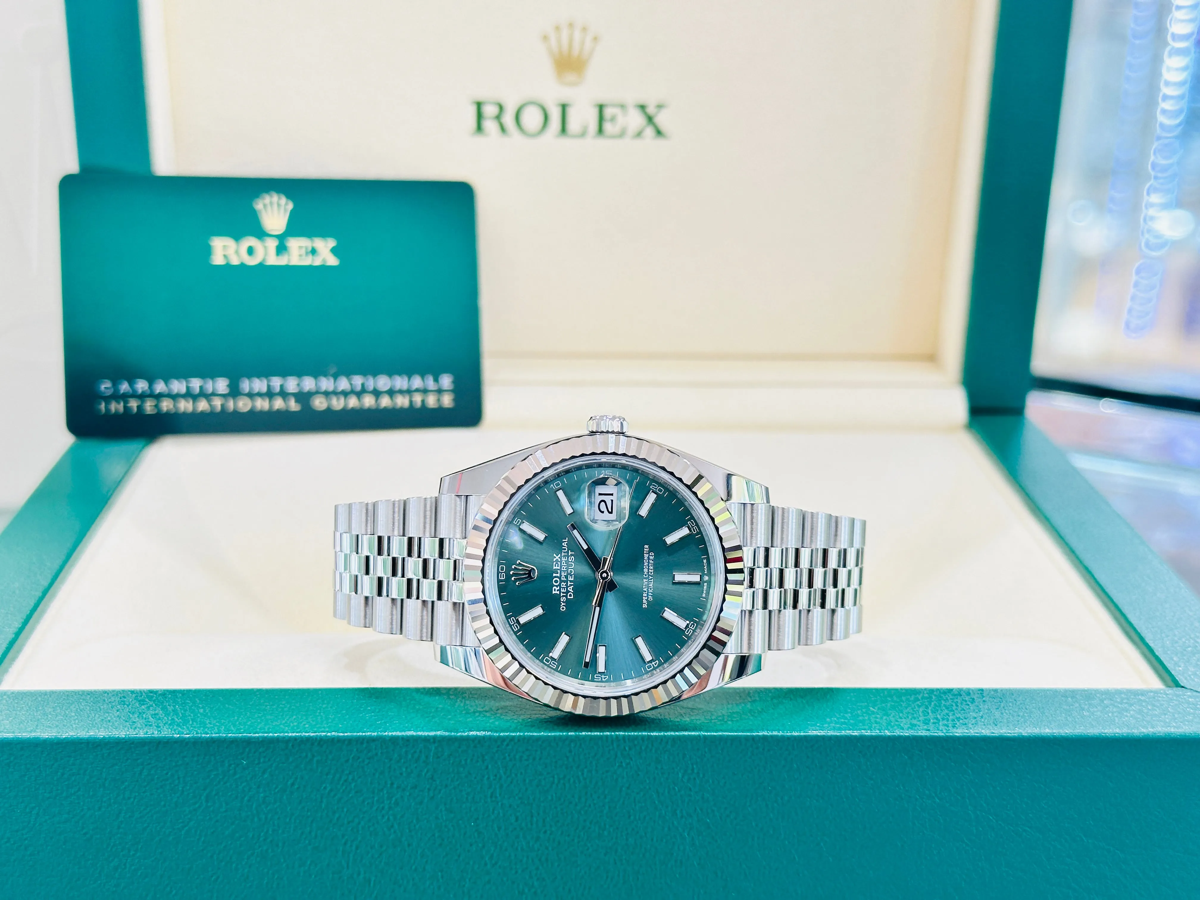 Rolex Datejust 41mm 126334 MINT Green Dial Jubilee 18k White Gold Bezel UNWORN Box/Papers