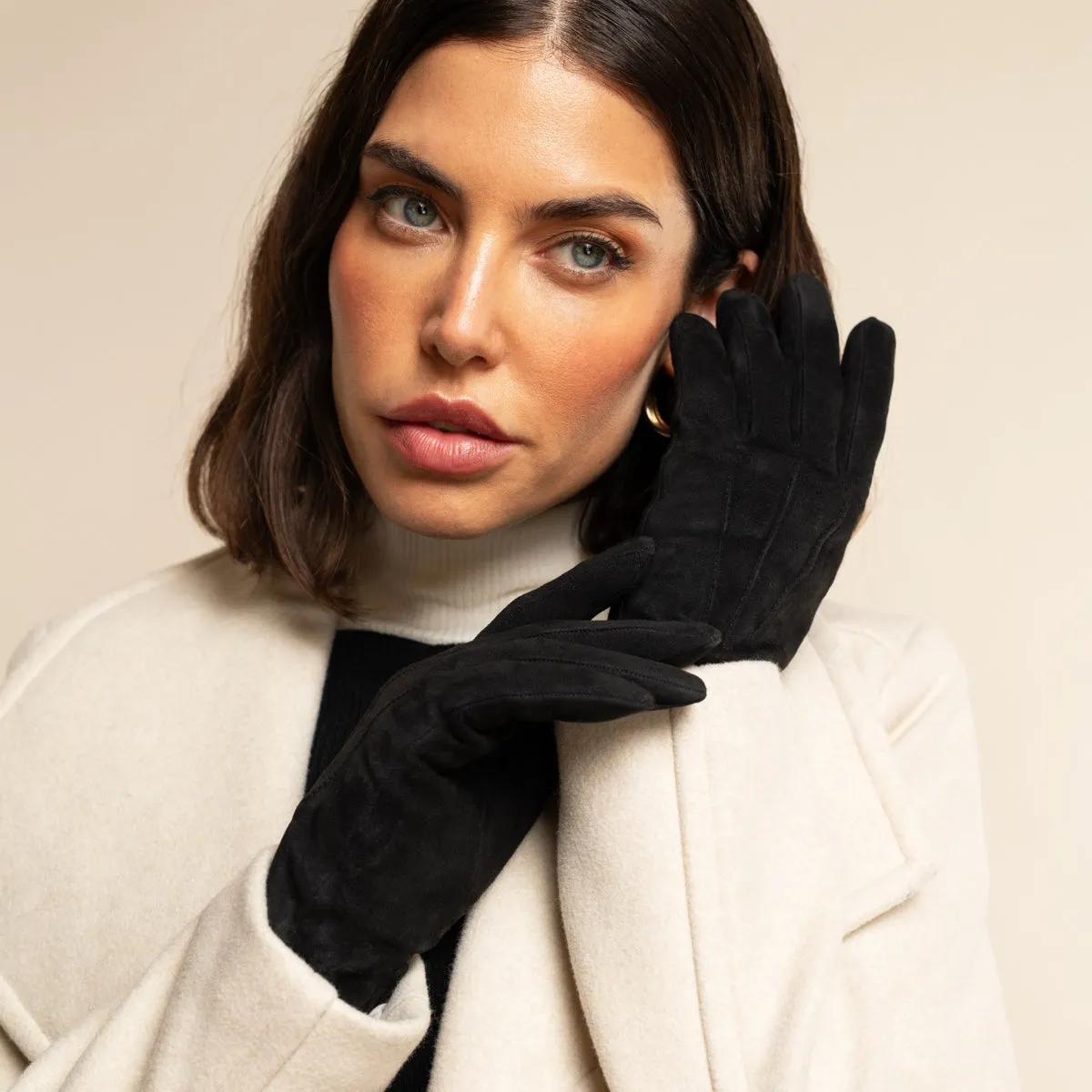 Silvia (black) - suede leather gloves with luxurious cashmere lining