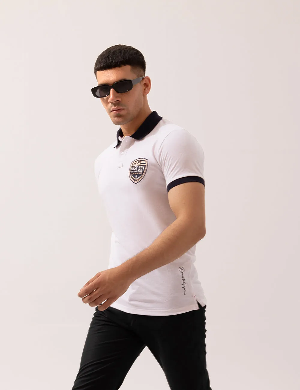 WHITE POLO SHIRT WITH NAVY BLUE CONTRAST COLLAR